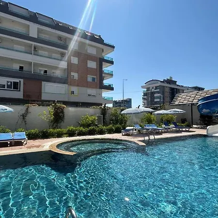 Apartament Yaparli Cozy Just 250m From The Sea, Mahmutlar, *